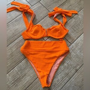 Beach Riot bikini—top size large, bottom size medium